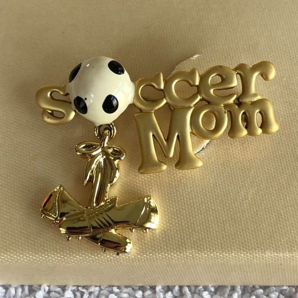 Soccer Mom brooch
